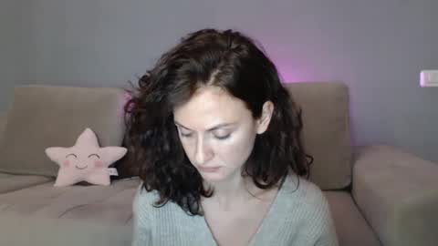 Snapshot of carakat chatting on 02-19-25, 12:03 carakat online show from 02-19-25, 12:03