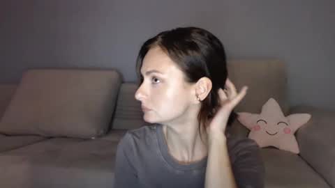 Snapshot of carakat chatting on 11-29-25, 11:19 carakat online show from 11-29-25, 11:19