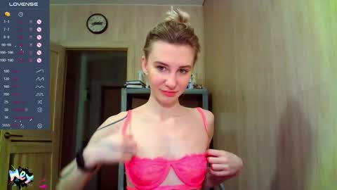 caramel online show from 10-19-25, 02:40