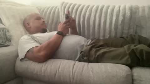 caramelizedzeus online show from 11-21-25, 06:06