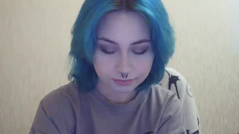 Leia online show from 11-19-25, 05:35