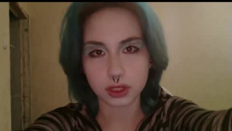 Leia online show from 11-21-25, 08:51