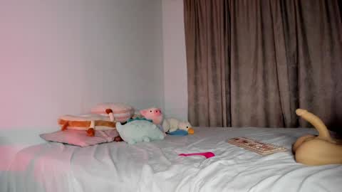 Snapshot of caramelo_xox chatting on 12-05-24, 02:20              online show from 12-05-24, 02:20