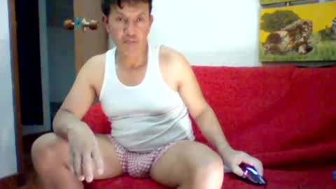 Snapshot of cardu8873 chatting on 12-15-24, 01:13 cardu8873 online show from 12-15-24, 01:13