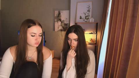 caressyourself online show from 12-01-25, 05:34