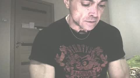 Snapshot of carin_the_body chatting on 10-13-25, 03:01 Laz online show from 10-13-25, 03:01