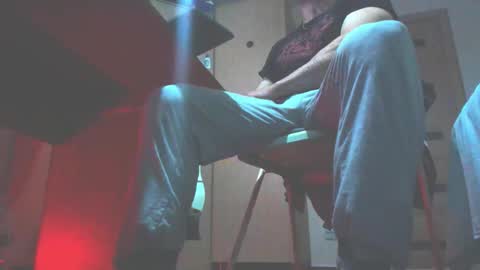 Snapshot of carin_the_body chatting on 10-14-25, 07:03 Laz online show from 10-14-25, 07:03