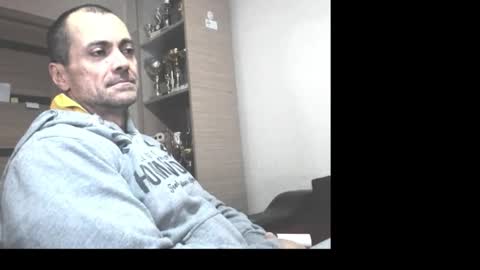 Snapshot of carin_the_body chatting on 10-15-25, 07:25 Laz online show from 10-15-25, 07:25