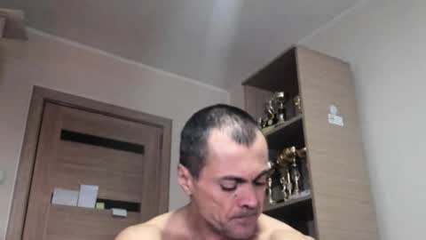 Snapshot of carin_the_body chatting on 10-25-25, 02:46 Laz online show from 10-25-25, 02:46