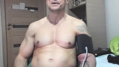 Snapshot of carin_the_body chatting on 11-05-25, 05:46 Laz online show from 11-05-25, 05:46