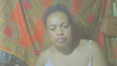carinesexy69 online show from 02-12-25, 03:18