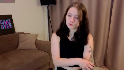 Elena online show from 10-27-25, 03:32