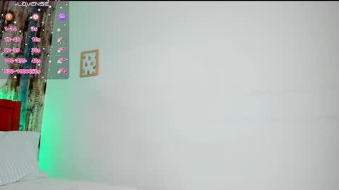 Snapshot of carla_adamss chatting on 02-01-25, 12:40 Carla online show from 02-01-25, 12:40