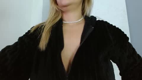 Carla online show from 03-01-26, 11:45