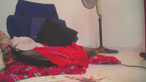 carla_prestige online show from 12-17-24, 06:31