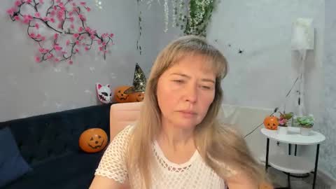 Snapshot of carla_vogue chatting on 11-01-25, 03:30 Carla Vogue online show from 11-01-25, 03:30