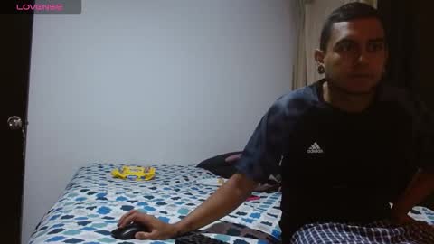 carlandelli1 online show from 02-06-26, 04:39