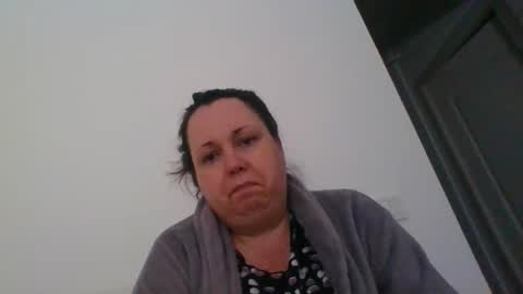 Carlaruth online show from 11-11-25, 05:02