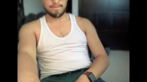 Snapshot of carlcarlinches4 chatting on 01-20-25, 04:01 carlcarlinches4 online show from 01-20-25, 04:01