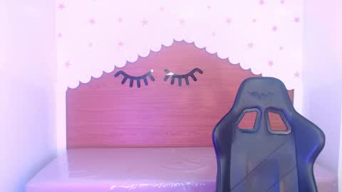 CARLYE   online show from 11-28-25, 03:53