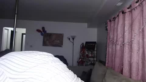 Carlie online show from 01-07-25, 03:14