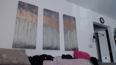 Snapshot of carliecreams chatting on 03-01-26, 09:39 Carlie online show from 03-01-26, 09:39