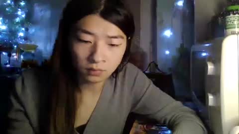 CarlyJoy online show from 01-14-25, 05:34