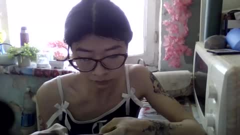 CarlyJoy online show from 04-05-26, 10:01