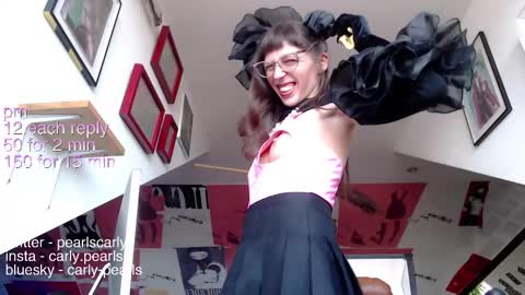 Carly Pearls online show from 01-24-25, 11:26