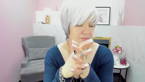 Carmen online show from 12-11-24, 09:12