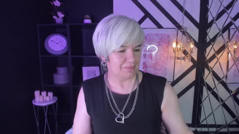 Carmen online show from 01-19-25, 04:33