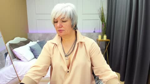 Carmen online show from 02-02-25, 03:43