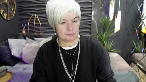 Carmen online show from 09-24-25, 09:07