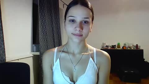 CarmenxAmore online show from 12-15-25, 09:30