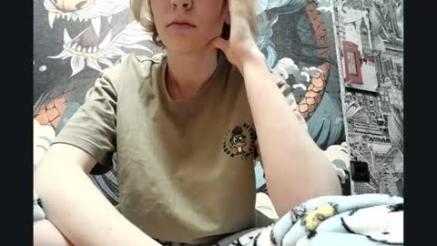 Snapshot of carmoncaney chatting on 11-25-25, 07:41 Lisa online show from 11-25-25, 07:41