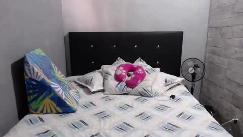 Caro milf  online show from 10-25-25, 06:46