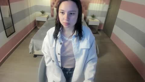 Snapshot of carol_pinter chatting on 02-14-25, 12:14 Carol online show from 02-14-25, 12:14