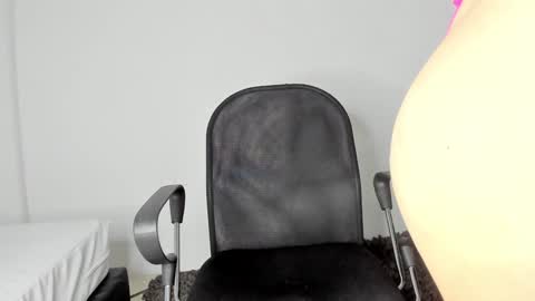 Snapshot of carolay759687 chatting on 01-03-25, 10:31 carolay759687 online show from 01-03-25, 10:31