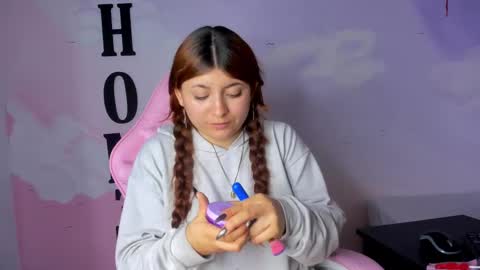 Snapshot of carolay759687 chatting on 02-27-25, 08:50 carolay759687 online show from 02-27-25, 08:50