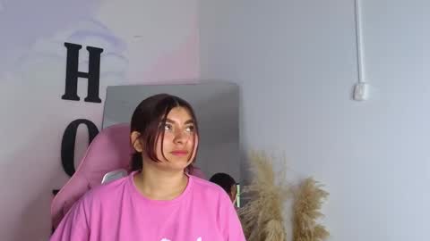 Snapshot of carolay759687 chatting on 10-13-25, 09:48 carolay759687 online show from 10-13-25, 09:48