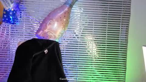 Char online show from 10-18-25, 03:09