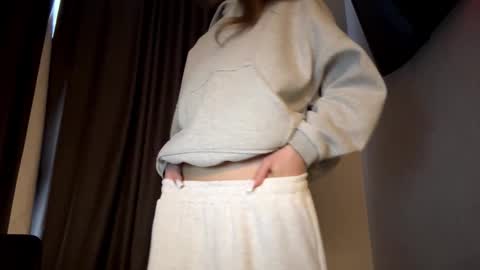 Snapshot of carolecronan chatting on 01-06-26, 08:29 Lisa online show from 01-06-26, 08:29