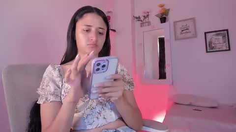 Caroline online show from 09-10-25, 05:24