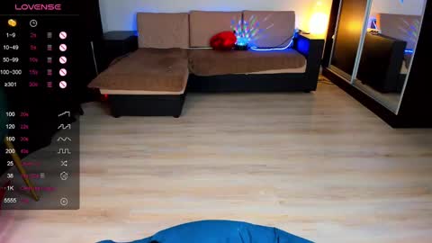 Carolina online show from 02-25-25, 05:25