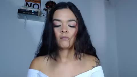 CarolinaM online show from 09-09-25, 03:22