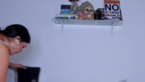 CarolinaM online show from 12-16-25, 06:24