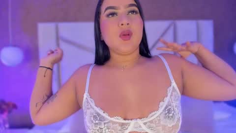carolinaa_suarez online show from 09-18-25, 12:29