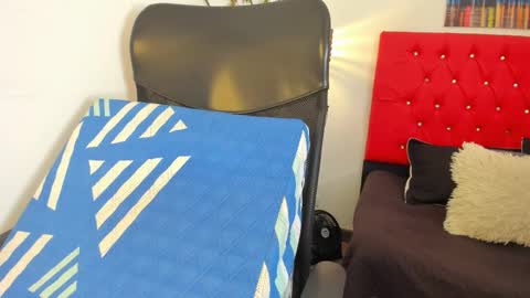 Carolina online show from 11-09-25, 03:10