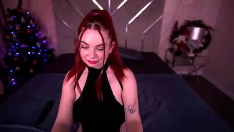 Snapshot of carolinadia chatting on 01-09-25, 11:56 carolinadia online show from 01-09-25, 11:56