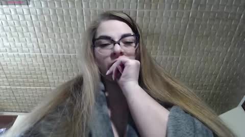 Snapshot of carolinadiamond chatting on 02-10-26, 11:36 carolinadiamond online show from 02-10-26, 11:36